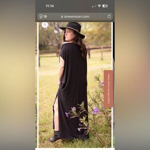 Elegant Black Maxi Dress